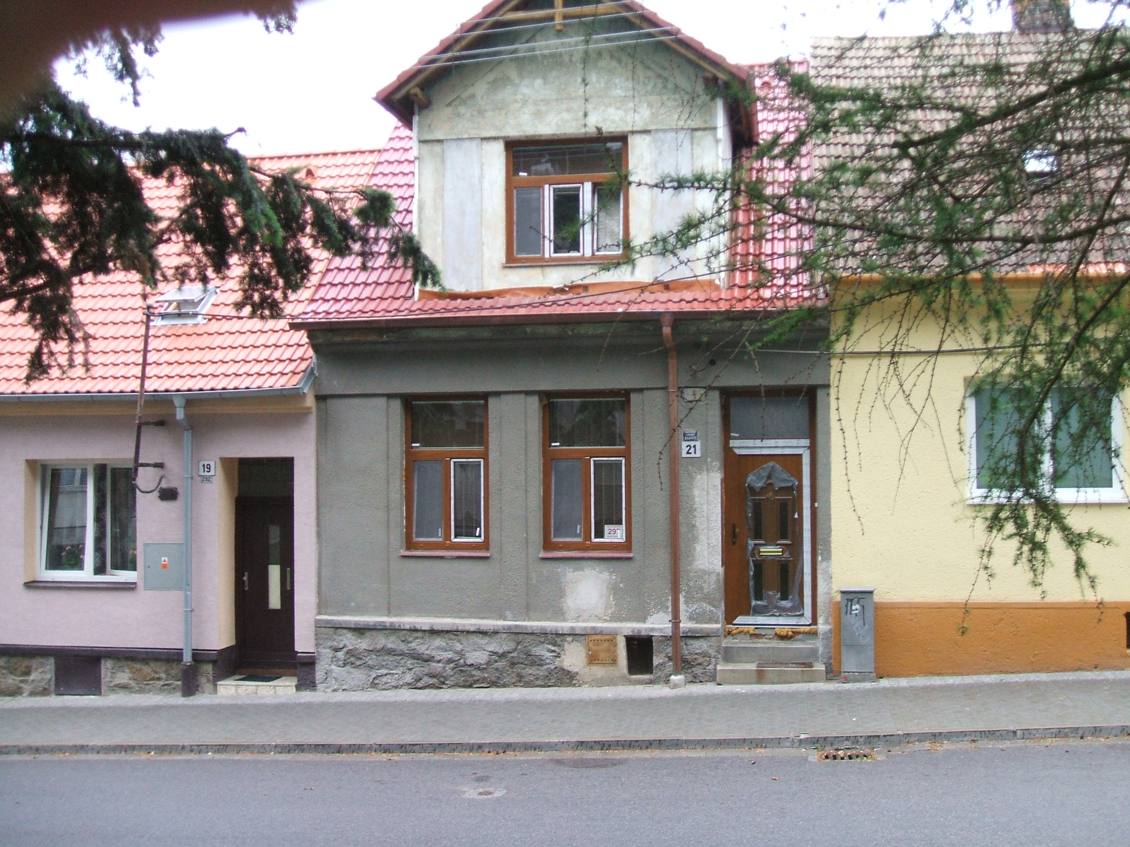 Třebíč rodinný dům - fasáda 2009 01