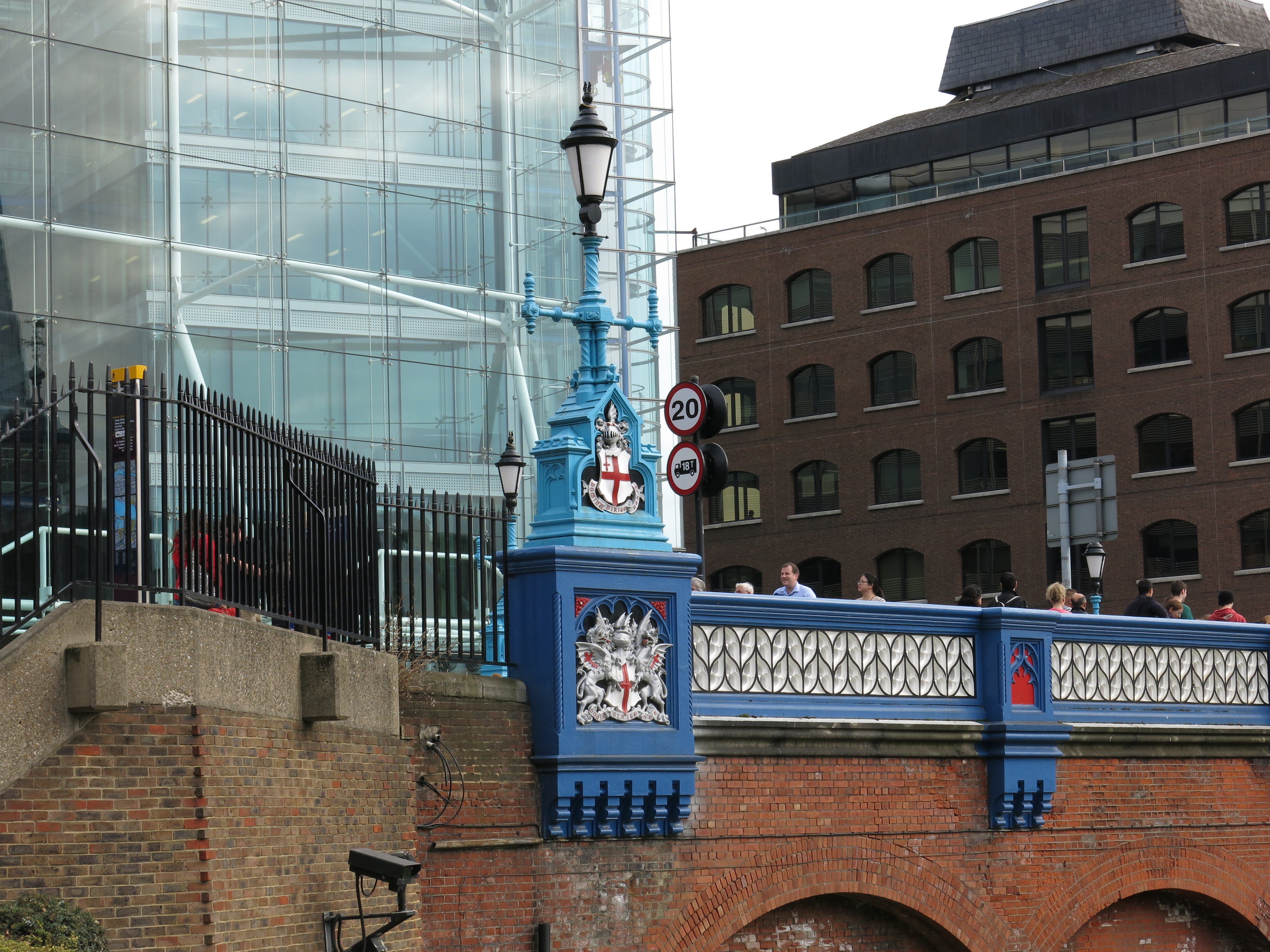 LONDÝN 1 Tower Bridge